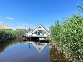 Seehütte Neusiedlersee - Strandhaus, Elektroboot inklusive